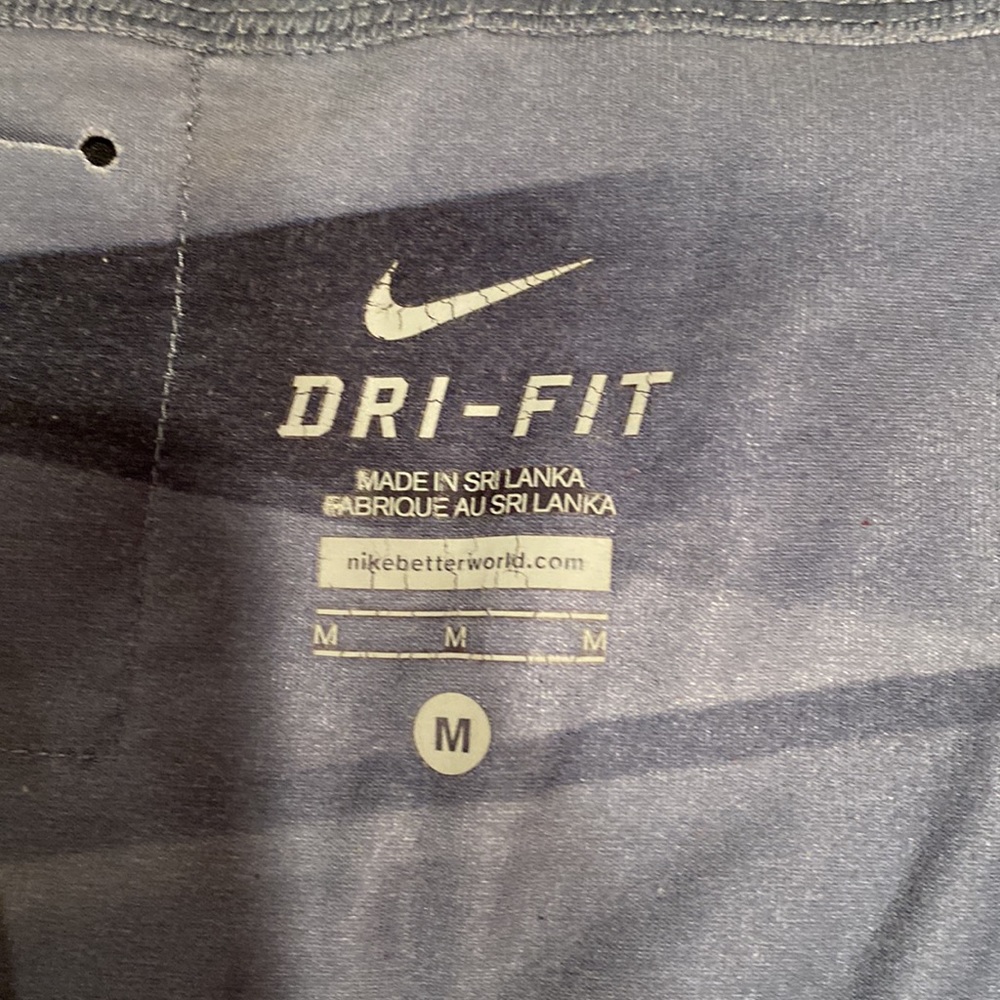 Women’s Nike leggings size medium - Picture 4 of 6